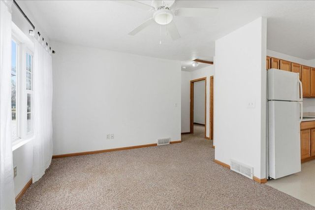 1920 Locke Avenue, Waterloo, IA 50702