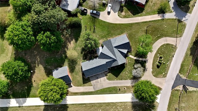 2436 Lakefront Shores Road, Athens, TX 75752