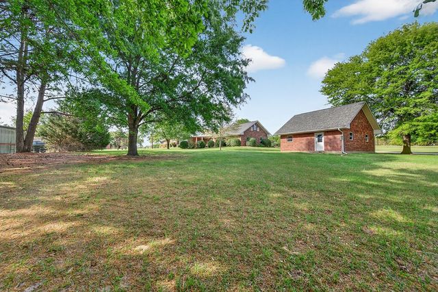 2436 Lakefront Shores Road, Athens, TX 75752