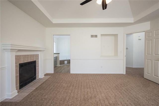 104 NE Stonebridge Court, Blue Springs, MO 64014