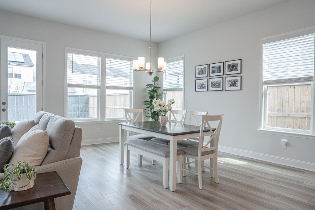 Image 21 of property listing at 4111 Collins Drive, Charleston, SC 29414