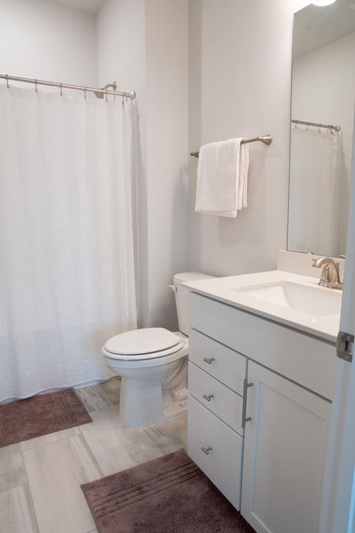 Image 39 of property listing at 4111 Collins Drive, Charleston, SC 29414