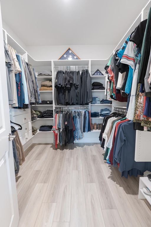 Image 53 of property listing at 4111 Collins Drive, Charleston, SC 29414