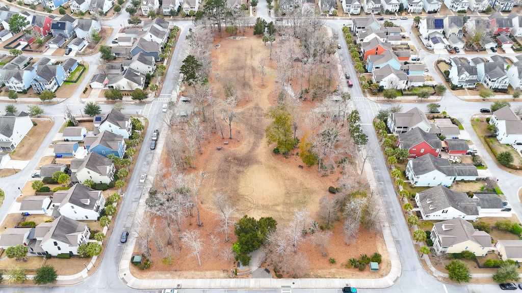 Image 63 of property listing at 4111 Collins Drive, Charleston, SC 29414