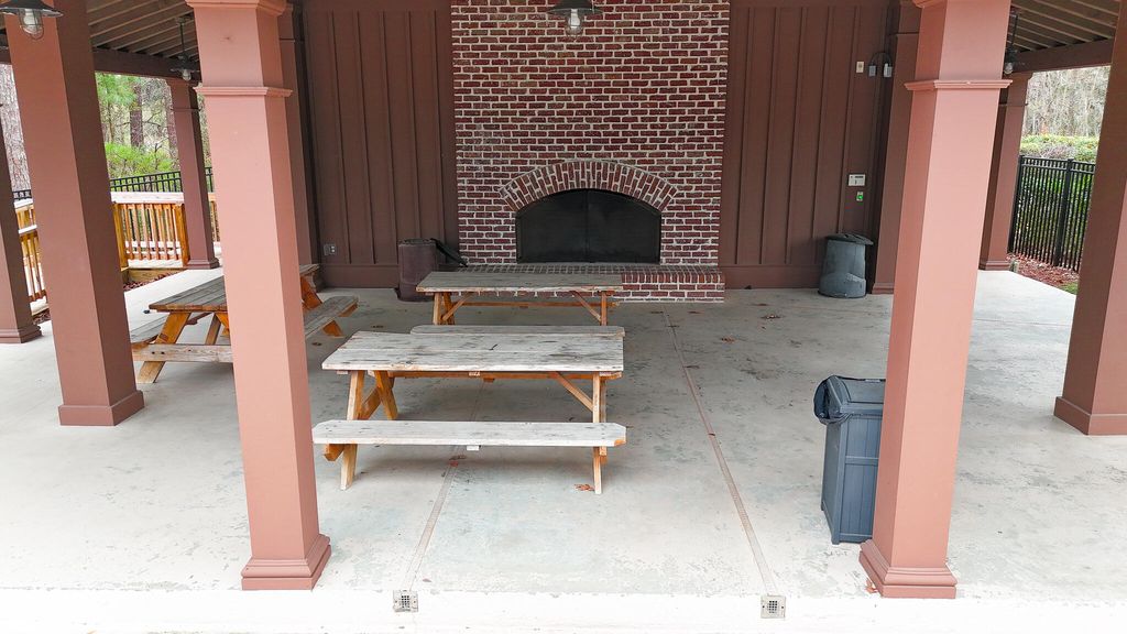 Image 65 of property listing at 4111 Collins Drive, Charleston, SC 29414