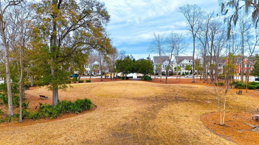 Image 66 of property listing at 4111 Collins Drive, Charleston, SC 29414