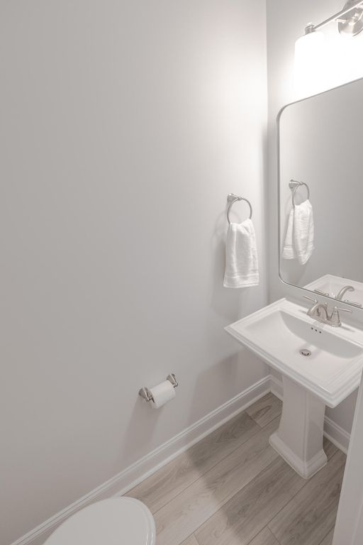 Image 8 of property listing at 4111 Collins Drive, Charleston, SC 29414