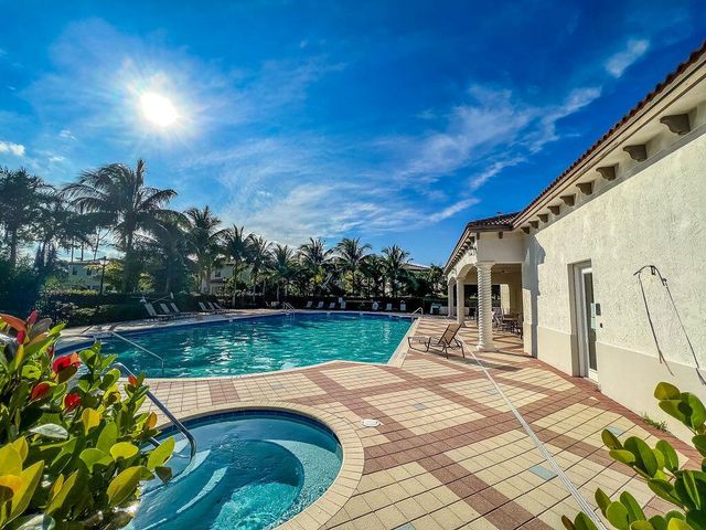 2004 Sugar Maple Drive, Riviera Beach, FL 33410