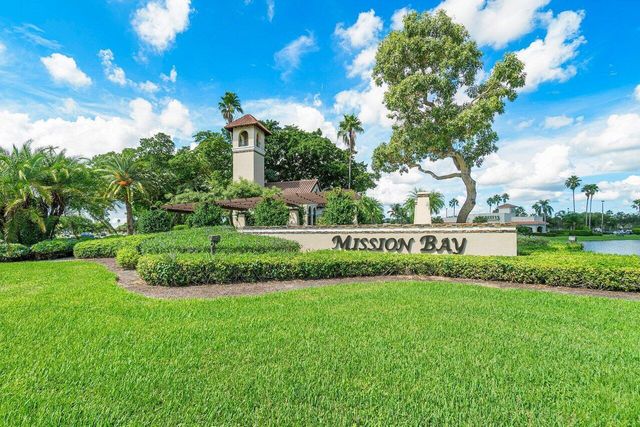 10821 La Salinas Circle, Boca Raton, FL 33428