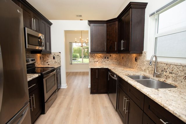 10821 La Salinas Circle, Boca Raton, FL 33428