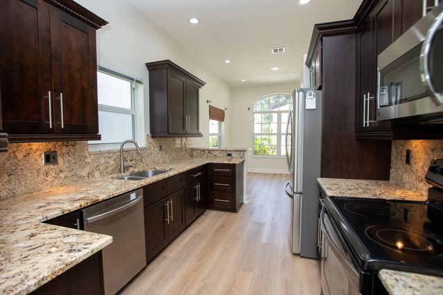 10821 La Salinas Circle, Boca Raton, FL 33428