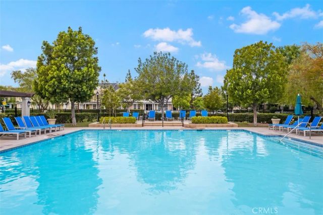 35 Viburnum Way, Ladera Ranch, CA 92694
