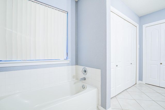 1145 Westglen Drive, Alvin, TX 77511