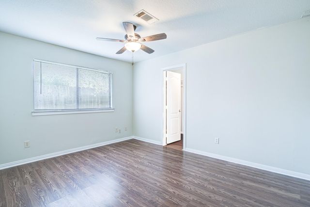 1145 Westglen Drive, Alvin, TX 77511