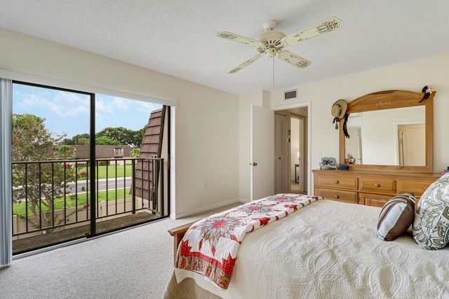 7126 71st Way, West Palm Beach, FL 33407