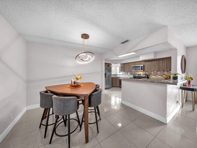 431 SW 29th Avenue, Fort Lauderdale, FL 33312