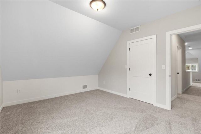 2185 Newark DRIVE, West Bend, WI 53090