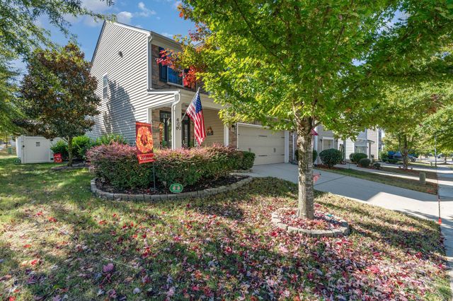 403 Knothole Lane, Charlotte, NC 28214