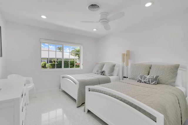 1012 Langer Way, Delray Beach, FL 33483