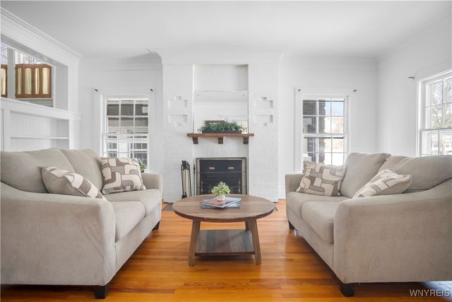 24 Admiral Road, Buffalo, NY 14216