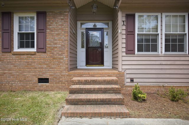 1 Hogan Court, Shallotte, NC 28470
