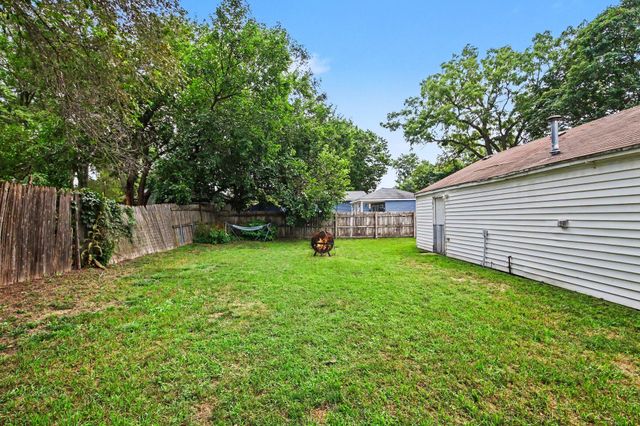 5500 Crippen Avenue SW, Wyoming, MI 49548