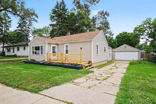 5500 Crippen Avenue SW, Wyoming, MI 49548