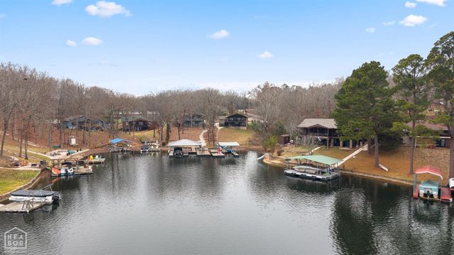 38 Winnebago Circle, Cherokee Village, AR 72529