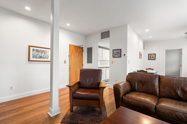 21 Linden Street 301, Quincy, MA 02170