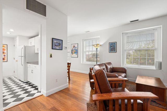 21 Linden Street 301, Quincy, MA 02170