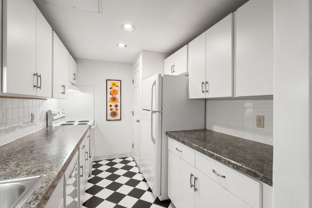 21 Linden Street 301, Quincy, MA 02170