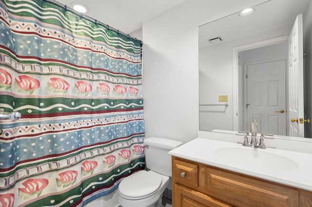 21 Linden Street 301, Quincy, MA 02170