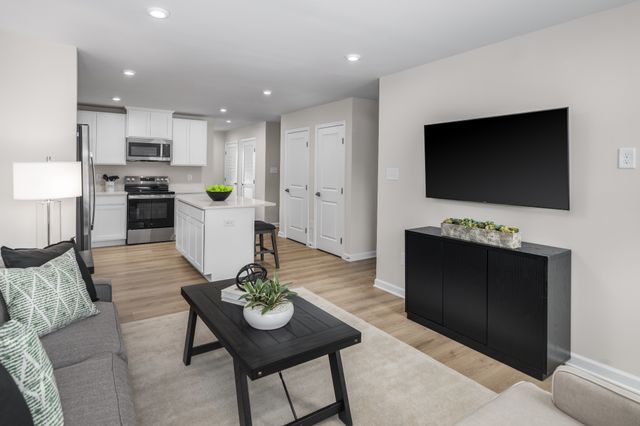 680 Big Bend Ct Unit 201, White House, TN 37188