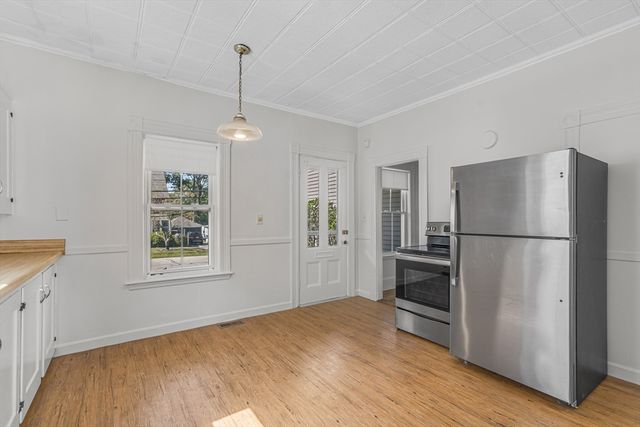 45 Crest Street 45, Concord, MA 01742