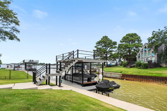 255 Autumn wood Trail, Gun Barrel City, TX 75156