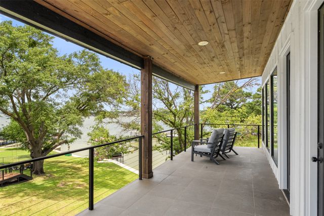 255 Autumn wood Trail, Gun Barrel City, TX 75156