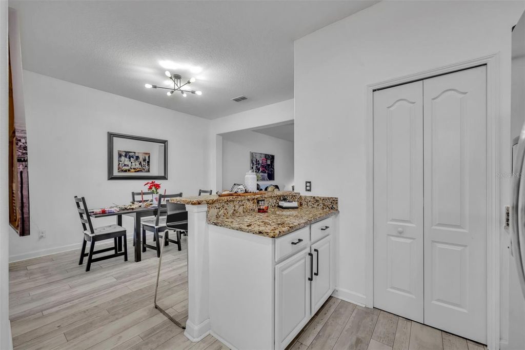 Image 16 of property listing at 2829 ADELAIDE COURT, Orlando, FL 32824
