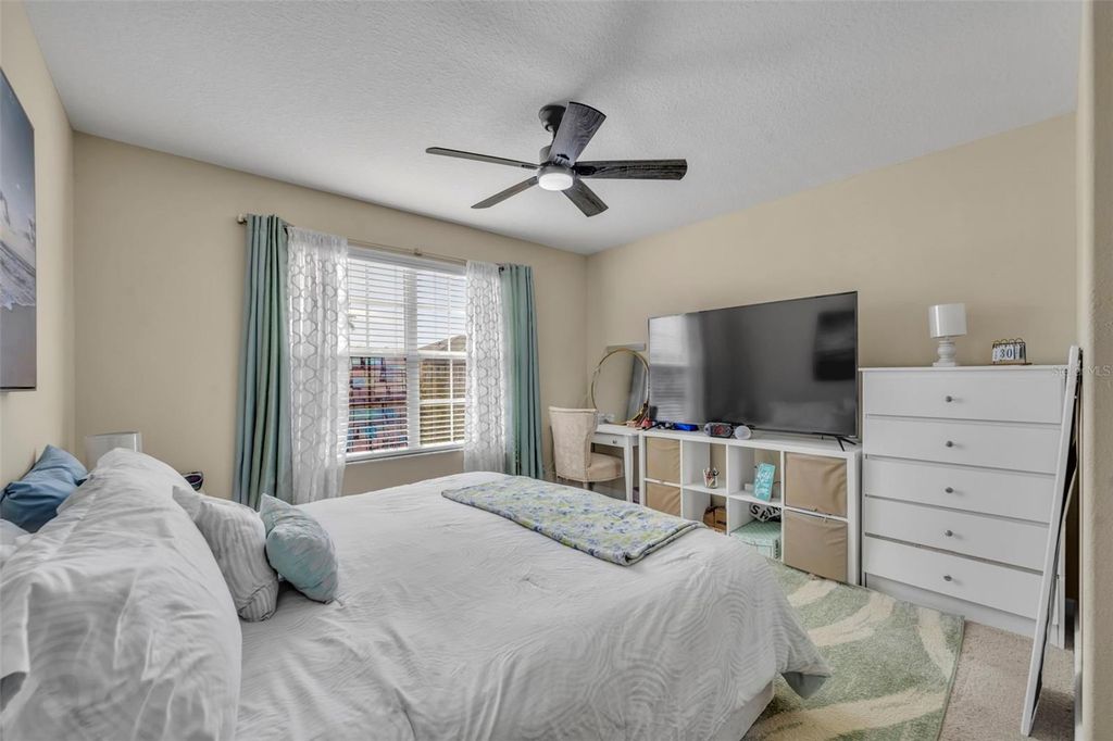 Image 28 of property listing at 2829 ADELAIDE COURT, Orlando, FL 32824