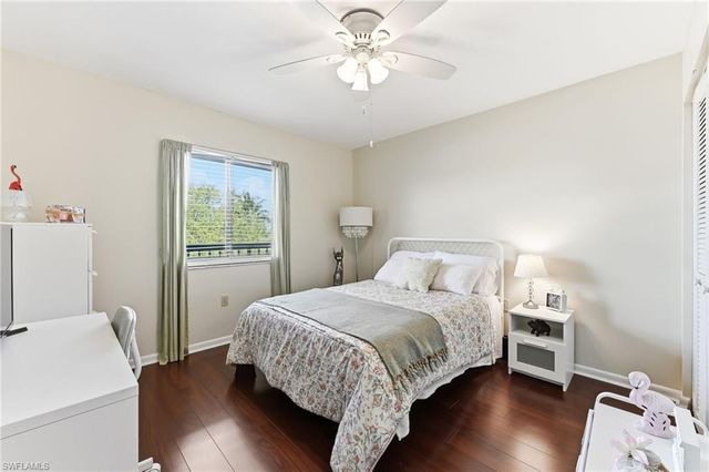 5725 Gage LN E301, Naples, FL 34113