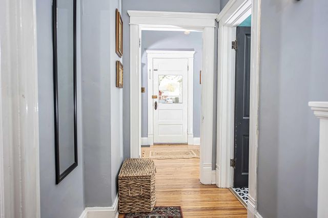 955 S Delaware Avenue, Springfield, MO 65802