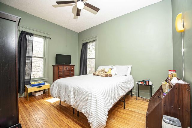 955 S Delaware Avenue, Springfield, MO 65802