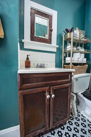 955 S Delaware Avenue, Springfield, MO 65802