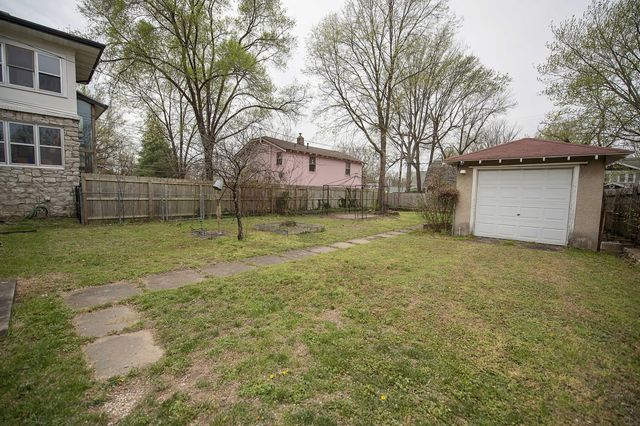 955 S Delaware Avenue, Springfield, MO 65802