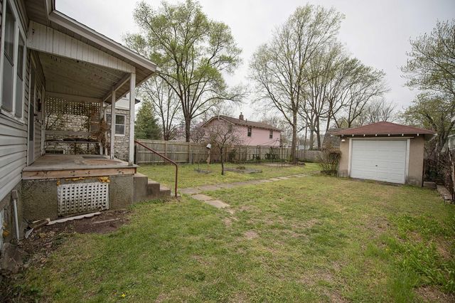 955 S Delaware Avenue, Springfield, MO 65802