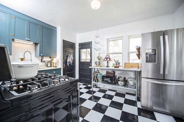 955 S Delaware Avenue, Springfield, MO 65802