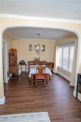 68 Hedwig Avenue, Cheektowaga, NY 14211