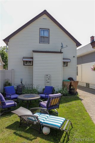 68 Hedwig Avenue, Cheektowaga, NY 14211