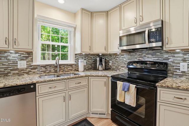 109 Whitby Court, Cary, NC 27511