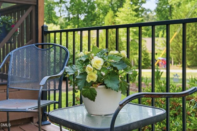 109 Whitby Court, Cary, NC 27511