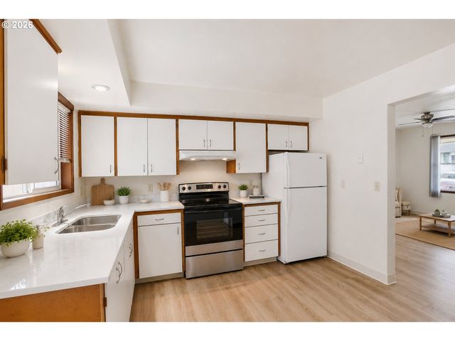 10905 Ne 6TH St, Vancouver, WA 98664